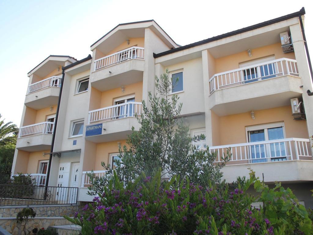 Apartments Mia Stari Grad  Exterior foto