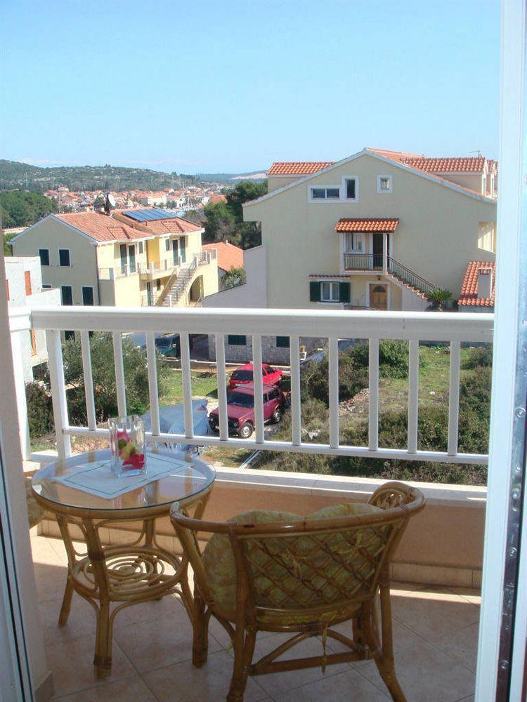 Apartments Mia Stari Grad  Exterior foto